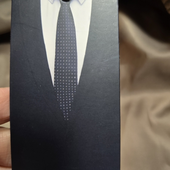 Mans Mage Male Elegant Tan Velvet Blazer. - Picture 5 of 7